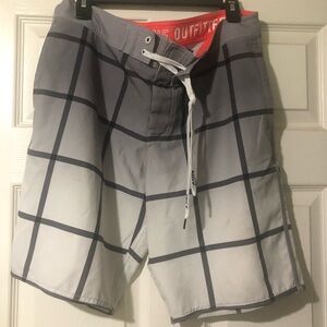 American Eagle Men’s Gray Plaid Swim Trunks